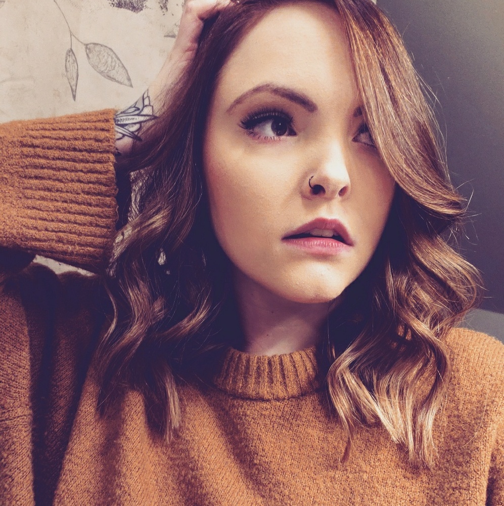 Meet your Posher, Savannah